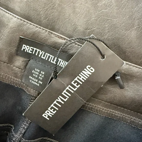 Pretty Little Thing Washed Black Faux Leather Straight Leg Trousers US 10 New - Picture 9 of 11